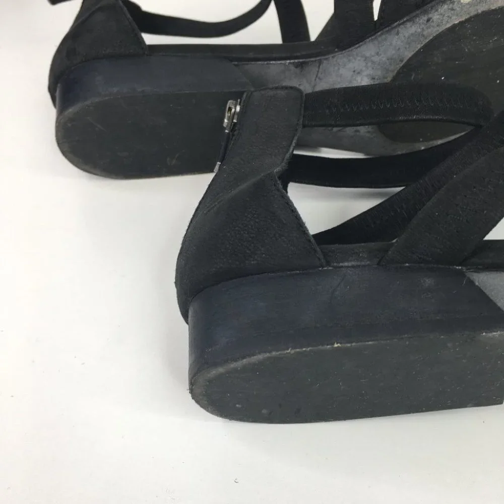 Eileen Fisher Strappy Black Sandals 8.5